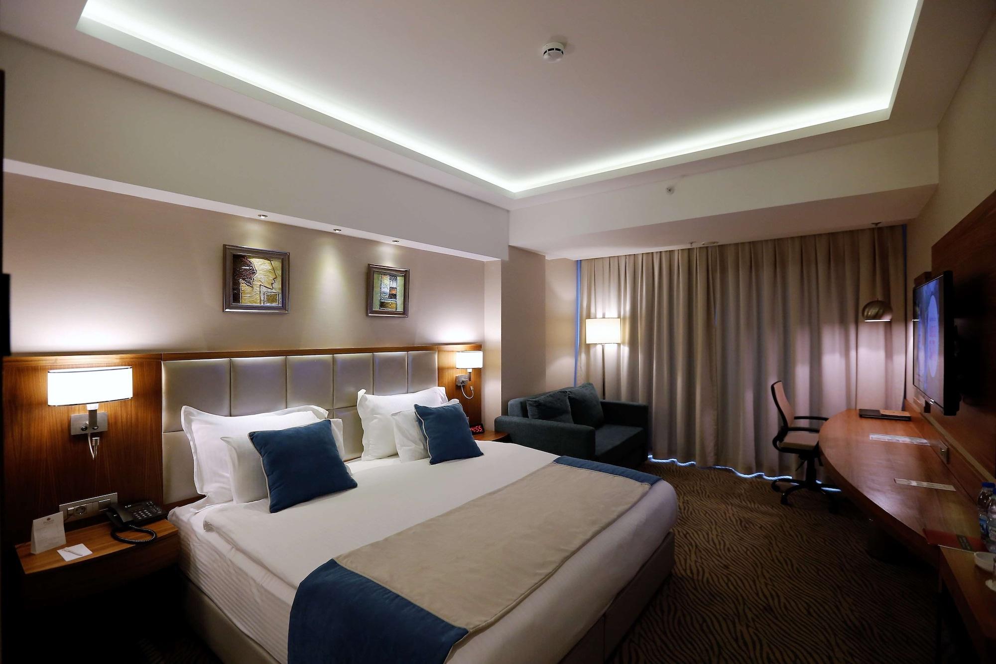 Best Western Premier Karsiyaka Convention & Spa Hotel İzmir Buitenkant foto