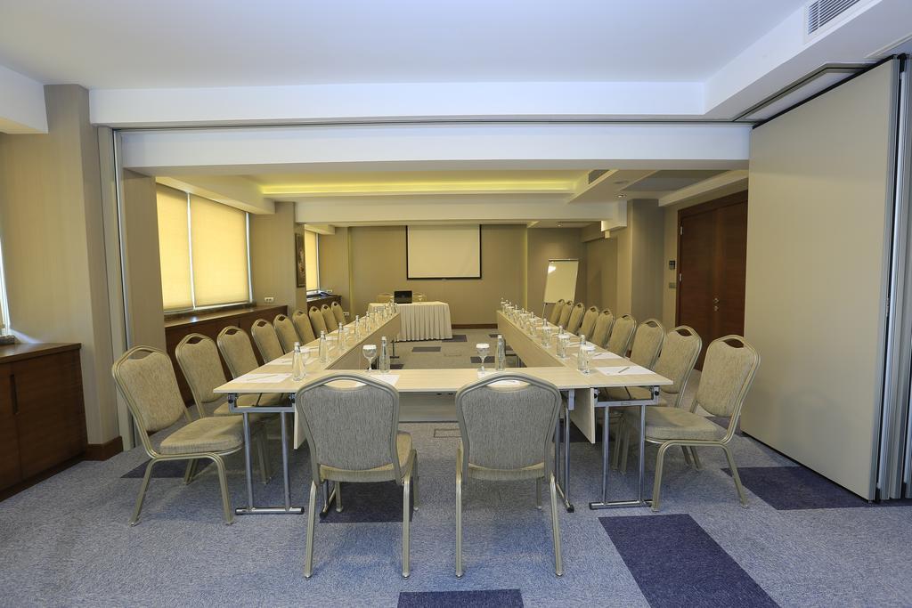 Best Western Premier Karsiyaka Convention & Spa Hotel İzmir Buitenkant foto